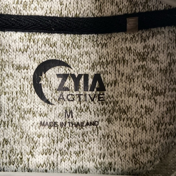 ZYIA Active Men's Quilted Cabin Quarter Zip Sweater Vest Tan/Black Size Medium - Picture 5 of 7